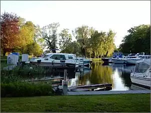 Klicken Sie auf die Grafik fr eine grere Ansicht

Name:	20240513_183508_kapitale_Sommerthur_Marina_Luebz.jpg
Hits:	24
Gre:	134,8 KB
ID:	1014634