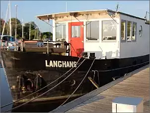 Klicken Sie auf die Grafik fr eine grere Ansicht

Name:	20240523_190329_kapitale_Sommerthur_Rechlin_Langhans.jpg
Hits:	25
Gre:	119,8 KB
ID:	1015789