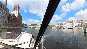 Klicken Sie auf die Grafik fr eine grere Ansicht

Name:	Ulsteinhaus_Tempelhofer_Hafen.jpg
Hits:	21
Gre:	73,0 KB
ID:	1018713
