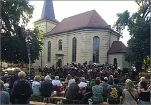 Klicken Sie auf die Grafik fr eine grere Ansicht

Name:	20240706_194038_kapitale_Sommerthur_Potsdam.jpg
Hits:	16
Gre:	111,7 KB
ID:	1019942