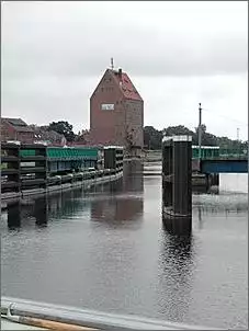 Klicken Sie auf die Grafik fr eine grere Ansicht

Name:	Brcke Loitz.jpg
Hits:	681
Gre:	28,1 KB
ID:	119898