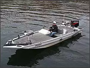 Klicken Sie auf die Grafik fr eine grere Ansicht

Name:	bass-boat2.jpg
Hits:	4197
Gre:	36,0 KB
ID:	158429