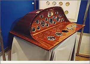 Klicken Sie auf die Grafik fr eine grere Ansicht

Name:	Armaturentafel.jpg
Hits:	481
Gre:	45,3 KB
ID:	172901