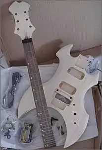 Klicken Sie auf die Grafik fr eine grere Ansicht

Name:	diy-gitarre.jpg
Hits:	234
Gre:	23,0 KB
ID:	173500