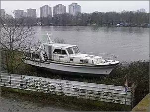 Klicken Sie auf die Grafik fr eine grere Ansicht

Name:	boot01.jpg
Hits:	886
Gre:	92,6 KB
ID:	185012