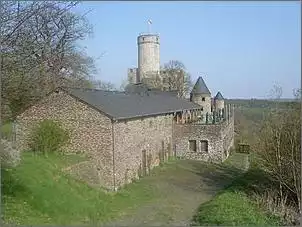 Klicken Sie auf die Grafik fr eine grere Ansicht

Name:	Burg.jpg
Hits:	304
Gre:	38,6 KB
ID:	209629