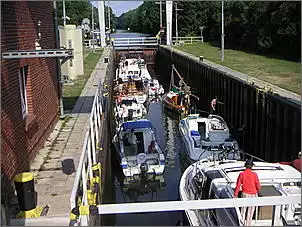 Klicken Sie auf die Grafik fr eine grere Ansicht

Name:	Schleuse Mirow 003.jpg
Hits:	1179
Gre:	61,0 KB
ID:	224872