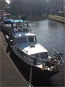Klicken Sie auf die Grafik fr eine grere Ansicht

Name:	Boot vorne von oben (Small).JPG
Hits:	2314
Gre:	70,8 KB
ID:	240056
