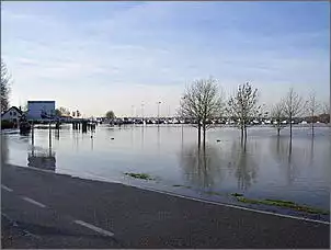 Klicken Sie auf die Grafik fr eine grere Ansicht

Name:	Hochwasser 2011 Roermond 041.jpg
Hits:	698
Gre:	31,0 KB
ID:	256184