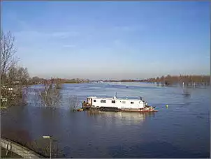 Klicken Sie auf die Grafik fr eine grere Ansicht

Name:	Hochwasser 2011 Roermond 034.jpg
Hits:	1189
Gre:	25,8 KB
ID:	256192