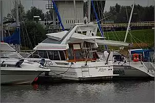 Klicken Sie auf die Grafik fr eine grere Ansicht

Name:	Bayliner.jpg
Hits:	329
Gre:	45,2 KB
ID:	260305