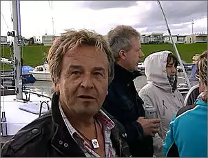 Klicken Sie auf die Grafik fr eine grere Ansicht

Name:	don.jpg
Hits:	137
Gre:	55,4 KB
ID:	360083