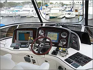 Klicken Sie auf die Grafik fr eine grere Ansicht

Name:	Boat-Bridge-Cockpit2.jpg
Hits:	294
Gre:	121,8 KB
ID:	364382