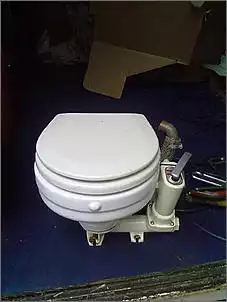 Klicken Sie auf die Grafik f�r eine gr��ere Ansicht

Name:	Toilette.jpg
Hits:	33
Gr��e:	39,5 KB
ID:	380178