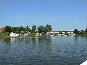 Klicken Sie auf die Grafik fr eine grere Ansicht

Name:	Mittelweser 1 145.jpg
Hits:	275
Gre:	60,8 KB
ID:	385508