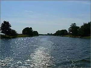 Klicken Sie auf die Grafik fr eine grere Ansicht

Name:	Mittelweser 2 038.jpg
Hits:	204
Gre:	71,6 KB
ID:	387829