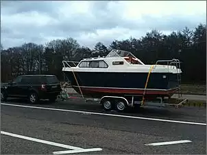 Klicken Sie auf die Grafik fr eine grere Ansicht

Name:	Boot mit Trailer.jpg
Hits:	188
Gre:	107,1 KB
ID:	410549