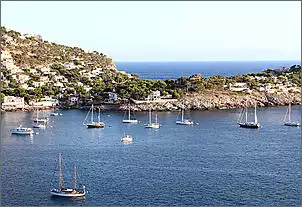 Klicken Sie auf die Grafik fr eine grere Ansicht

Name:	villa-puerto-andratx-10.jpg
Hits:	92
Gre:	153,9 KB
ID:	420173