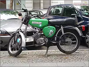 Klicken Sie auf die Grafik fr eine grere Ansicht

Name:	Simson-S51-green.jpg
Hits:	61
Gre:	118,4 KB
ID:	422754