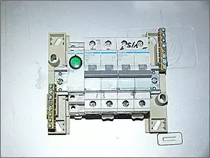 Klicken Sie auf die Grafik fr eine grere Ansicht

Name:	landanschluss013.jpg
Hits:	104
Gre:	174,7 KB
ID:	436998