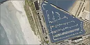 Klicken Sie auf die Grafik fr eine grere Ansicht

Name:	07 Hafen Ijmuiden.jpg
Hits:	226
Gre:	89,0 KB
ID:	470700