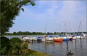 Klicken Sie auf die Grafik fr eine grere Ansicht

Name:	412 Wolgast Marina Dreilindengrund - Kopie.jpg
Hits:	68
Gre:	123,2 KB
ID:	490128