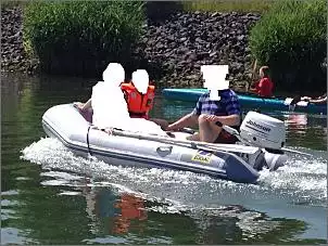 Klicken Sie auf die Grafik fr eine grere Ansicht

Name:	Boot_1.jpg
Hits:	162
Gre:	169,6 KB
ID:	532556