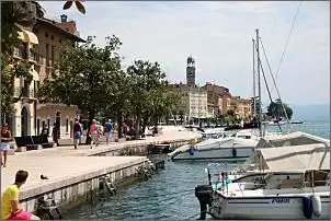 Klicken Sie auf die Grafik fr eine grere Ansicht

Name:	143 Gardasee 2014.jpg
Hits:	132
Gre:	121,0 KB
ID:	556909