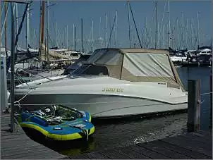 Klicken Sie auf die Grafik fr eine grere Ansicht

Name:	Foto Boot mit Verdeck.jpg
Hits:	270
Gre:	84,1 KB
ID:	637154