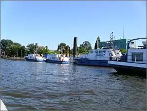 Klicken Sie auf die Grafik fr eine grere Ansicht

Name:	HH-Hafen August 2015 057.jpg
Hits:	119
Gre:	150,6 KB
ID:	646421