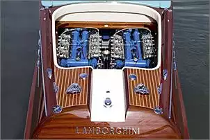 Klicken Sie auf die Grafik fr eine grere Ansicht

Name:	Riva-Aquarama-Lamborghini-Boot-Designer-Yacht-06.jpg
Hits:	198
Gre:	48,8 KB
ID:	663799