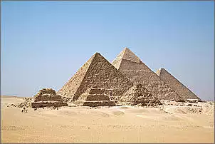Klicken Sie auf die Grafik fr eine grere Ansicht

Name:	Pyramiden.jpg
Hits:	244
Gre:	35,8 KB
ID:	69551