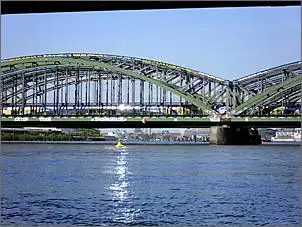 Klicken Sie auf die Grafik fr eine grere Ansicht

Name:	Brücken im Hamburger Hafen 002.jpg
Hits:	128
Gre:	114,3 KB
ID:	699139
