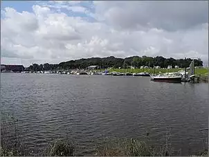 Klicken Sie auf die Grafik fr eine grere Ansicht

Name:	Hafen Venlo1.jpg
Hits:	272
Gre:	91,3 KB
ID:	708281