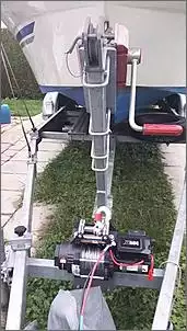 Klicken Sie auf die Grafik fr eine grere Ansicht

Name:	Winde vorne.jpg
Hits:	304
Gre:	45,8 KB
ID:	722888