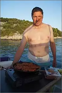 Klicken Sie auf die Grafik fr eine grere Ansicht

Name:	Grillmeister Tom.jpg
Hits:	179
Gre:	46,7 KB
ID:	734554