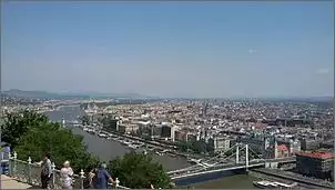 Klicken Sie auf die Grafik fr eine grere Ansicht

Name:	Budapest 6.2017 474 1200 Pix.jpg
Hits:	43
Gre:	59,2 KB
ID:	758080