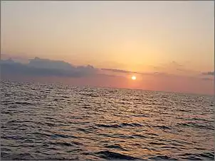 Klicken Sie auf die Grafik fr eine grere Ansicht

Name:	Sonnenaufgang Mittelmeer.jpg
Hits:	138
Gre:	80,8 KB
ID:	809949
