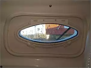 Klicken Sie auf die Grafik fr eine grere Ansicht

Name:	Bootsfenster.jpg
Hits:	202
Gre:	38,4 KB
ID:	828549