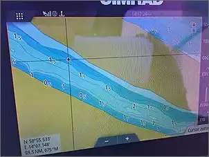 Klicken Sie auf die Grafik fr eine grere Ansicht

Name:	Simrad_Genesis_hafen.jpg
Hits:	82
Gre:	107,0 KB
ID:	862700