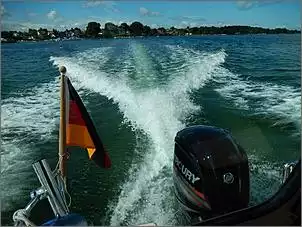 Klicken Sie auf die Grafik fr eine grere Ansicht

Name:	Boot.jpg
Hits:	82
Gre:	94,0 KB
ID:	888392