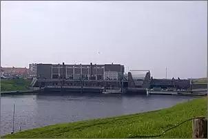 Klicken Sie auf die Grafik fr eine grere Ansicht

Name:	52 Hochwasserschutz in Katwijk - Binnensluis.jpg
Hits:	53
Gre:	53,8 KB
ID:	912404