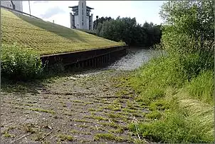 Klicken Sie auf die Grafik fr eine grere Ansicht

Name:	Slipanlage Cranz.jpg
Hits:	189
Gre:	160,1 KB
ID:	940968