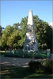 Klicken Sie auf die Grafik fr eine grere Ansicht

Name:	Obelisk 1 (Medium).jpg
Hits:	57
Gre:	87,0 KB
ID:	975935