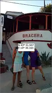 Klicken Sie auf die Grafik fr eine grere Ansicht

Name:	Restaurant Bracera auf Vrgada.jpg
Hits:	50
Gre:	101,4 KB
ID:	982018