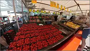 Klicken Sie auf die Grafik fr eine grere Ansicht

Name:	Huizen_Markt_Obst_2.jpg
Hits:	35
Gre:	100,6 KB
ID:	989466