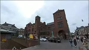 Klicken Sie auf die Grafik fr eine grere Ansicht

Name:	Ehemalige_Börse.jpg
Hits:	26
Gre:	49,9 KB
ID:	990037