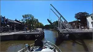 Klicken Sie auf die Grafik fr eine grere Ansicht

Name:	Oosterbrug_offen.jpg
Hits:	22
Gre:	56,1 KB
ID:	996356